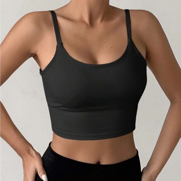 ⛔️SOLD⛔️NWT Cropped tank top bundle - Picture 6 of 10